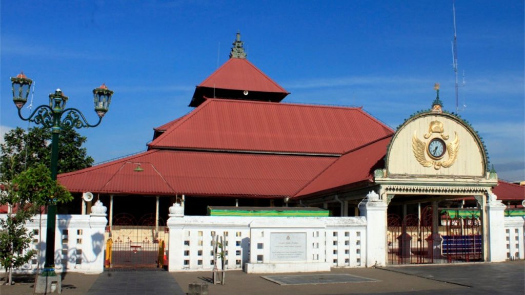 tempat wisata jogja masjid gedhe kauman